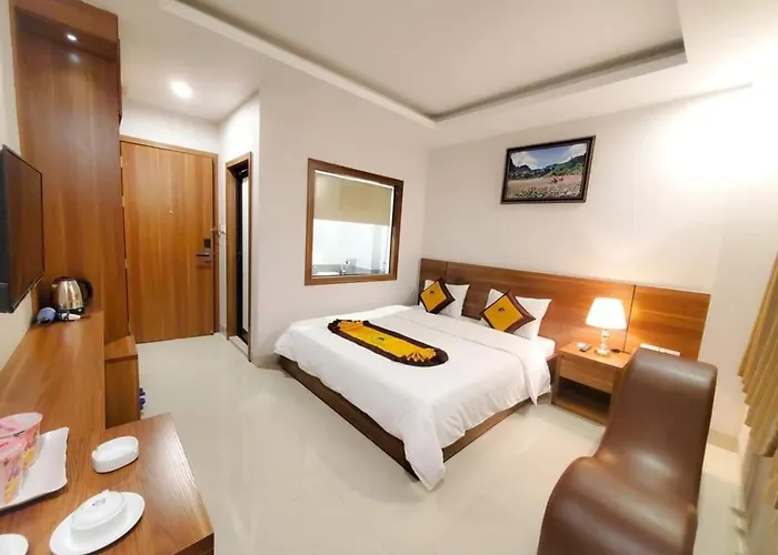 Tuan Linh Hotel 2*